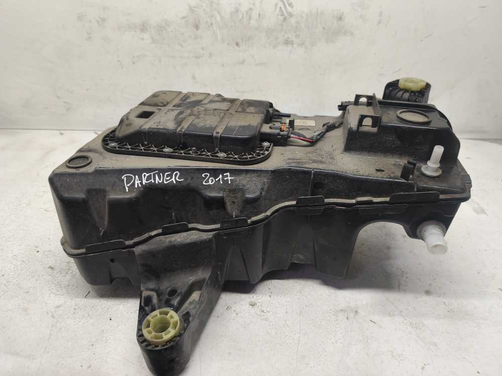 RÉSERVOIR ADBLUE PEUGEOT/CITROEN - Vue 2